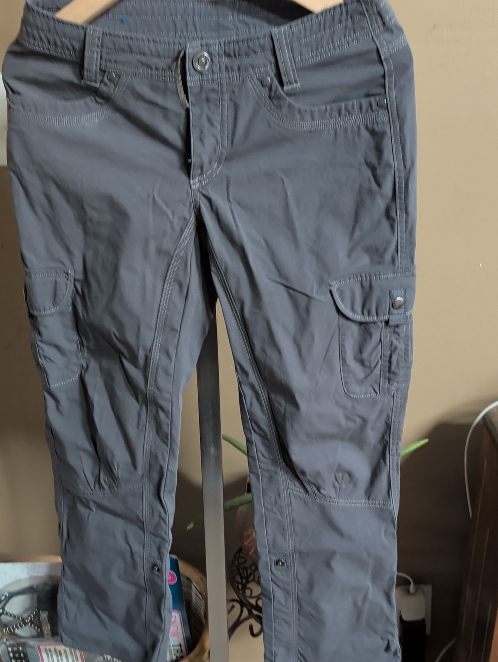 Kuhl Women's Gray Cargo Capris